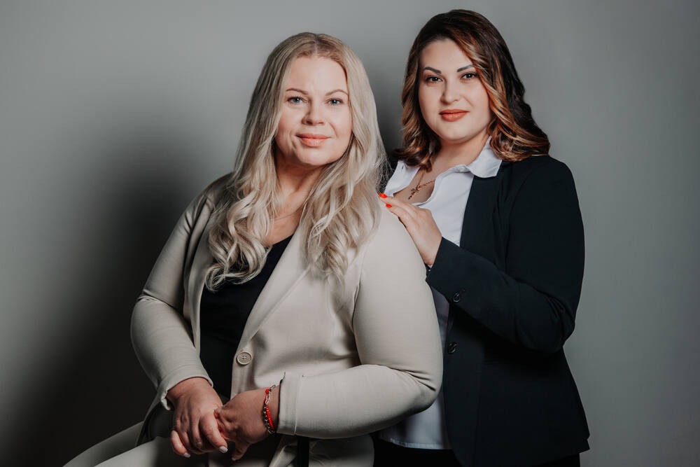 Marina Faust und Marina Baranov – die Gründerinnen des MIRA Glow Room